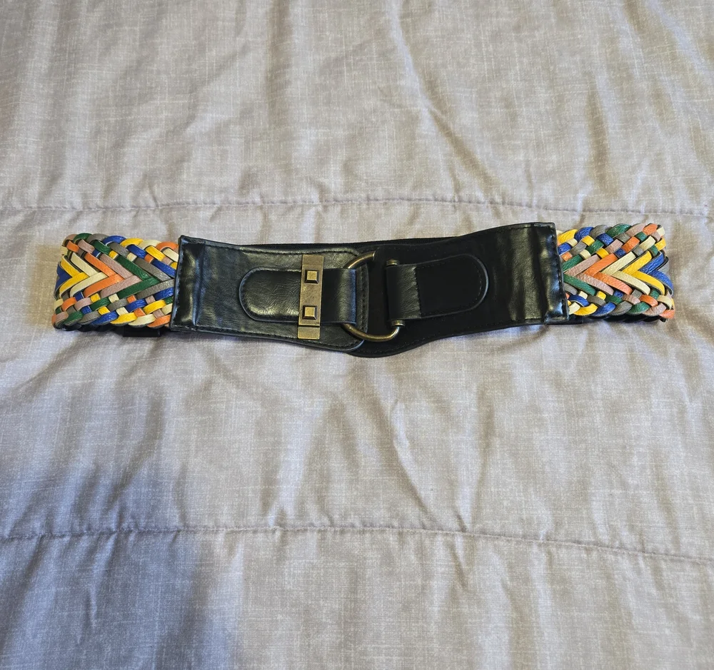 Source Unknown Multicolor Braided Elastic Belt with Black Faux-Leather Center